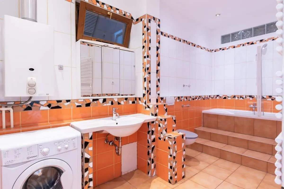 Spacious And Comfy Very Central Apartment Budapest 0*,