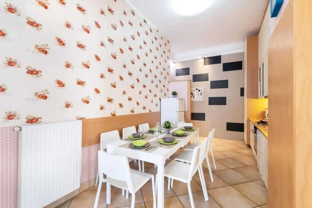 Spacious And Comfy Very Central Apartment Budapest Ungarn