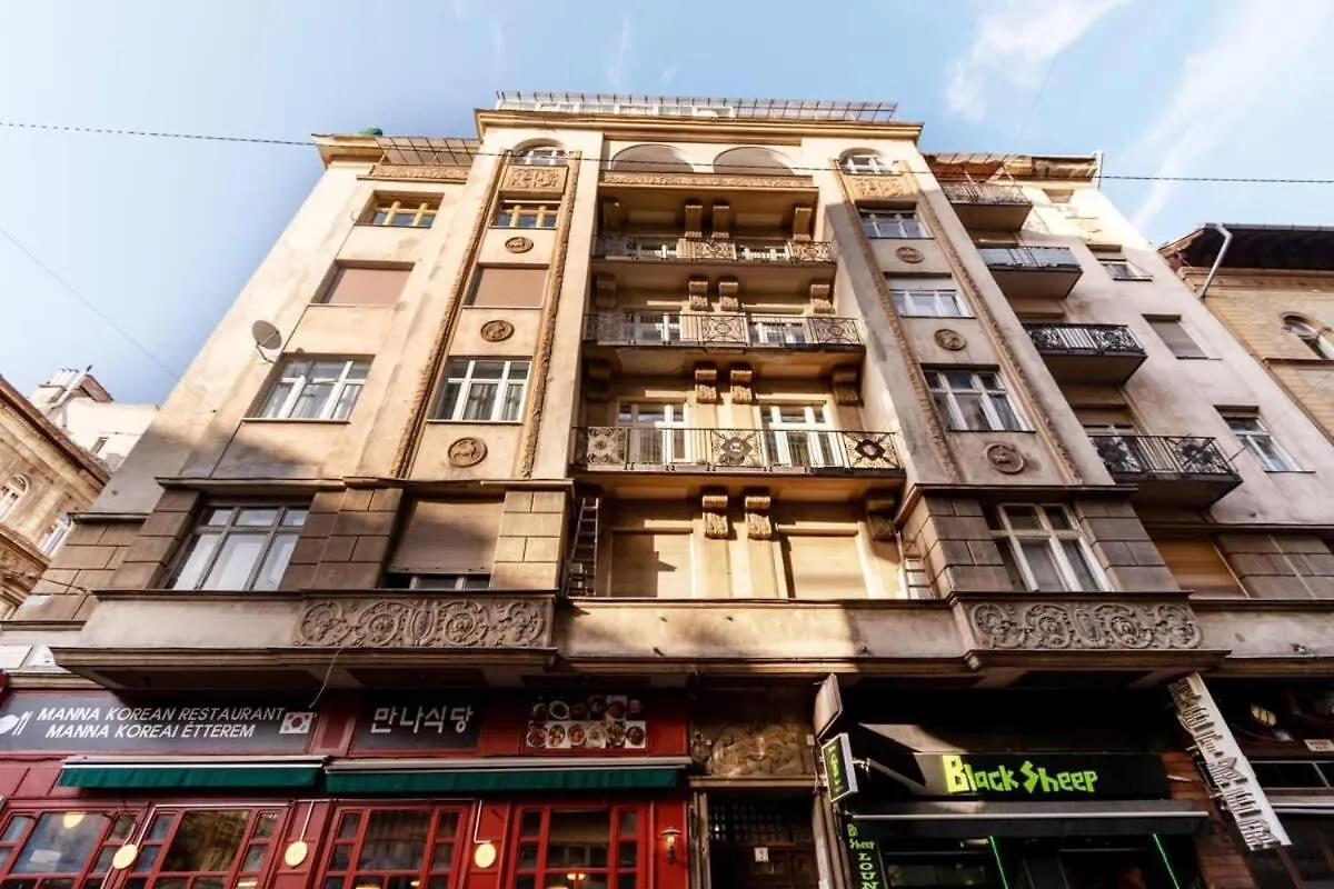 Spacious And Comfy Very Central Apartment Budapest Ungarn
